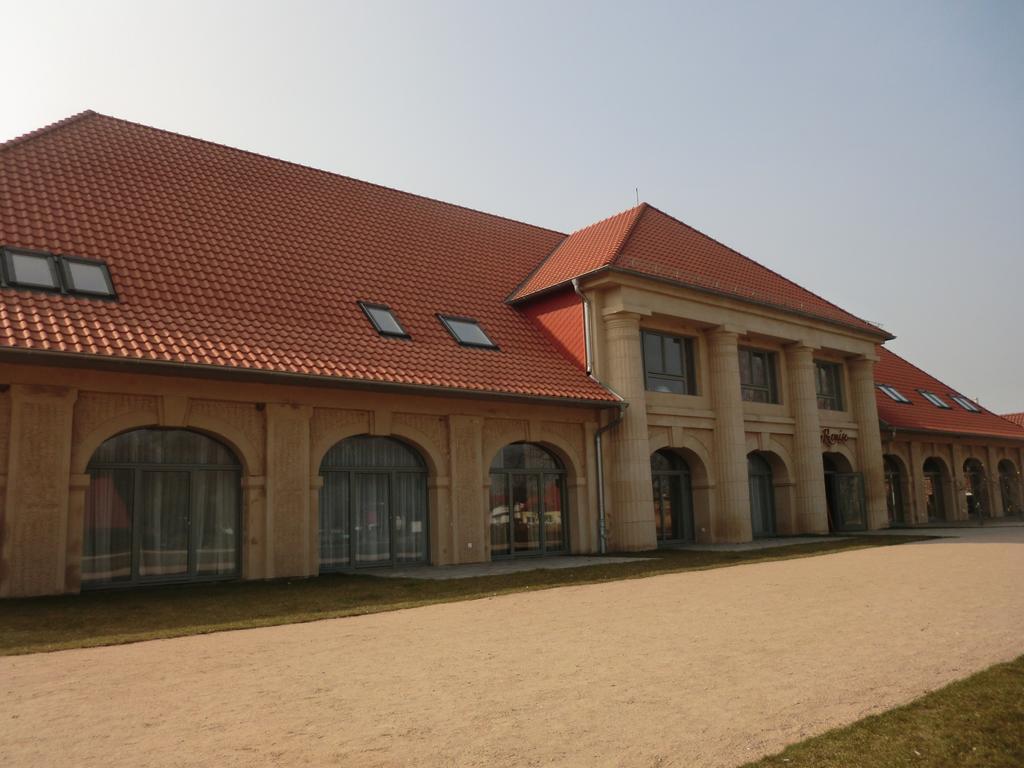 Remise & Westfluegel Schloss Stolpe Stolpe auf Usedom Экстерьер фото