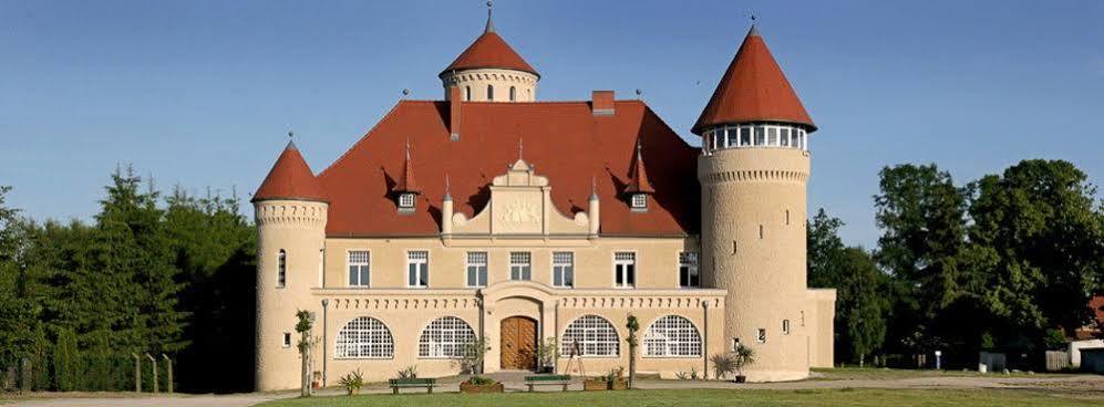 Remise & Westfluegel Schloss Stolpe Stolpe auf Usedom Экстерьер фото
